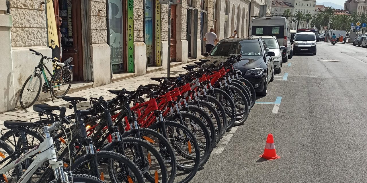 Explore Split by bike