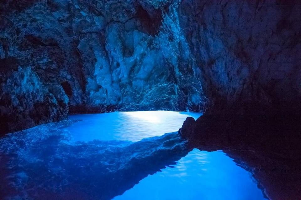 Blue Cave & 5 Islands Boat Trip